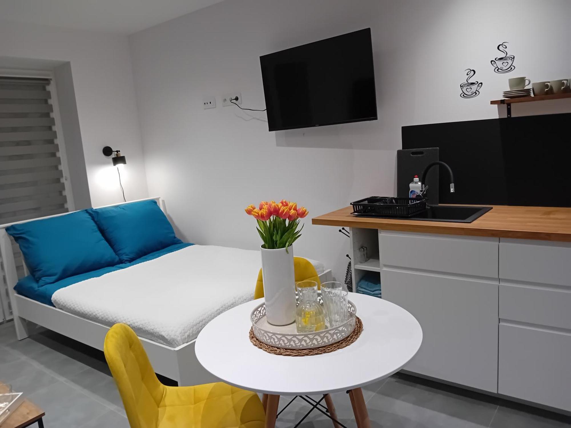Viva Apartments Oswiecim Bagian luar foto